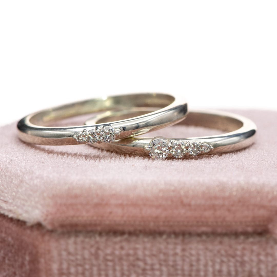 Gabrielle Band - Gradient Diamonds Stacking Wedding Anniversary Ring Ring Ready To Ship by Nodeform