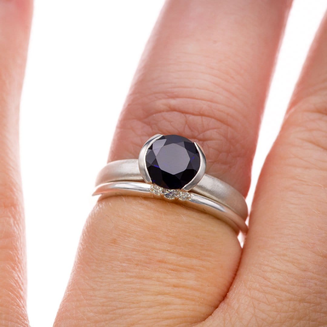 Tania Band -Graduated Diamond, Moissanite or Sapphire Stacking Wedding Ring Ring by Nodeform