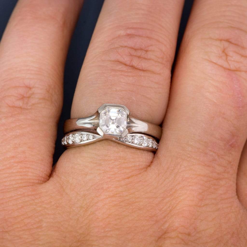 Pippa Band - Pinched Contoured Wedding Ring Graduated Diamond, Moissanite, Ruby or Sapphire Ring by Nodeform