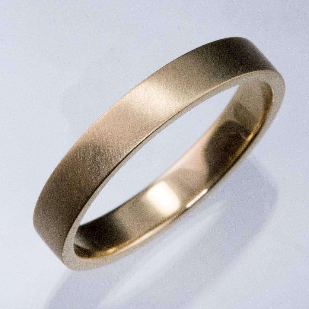 Flat Simple Gold Wedding Band Ring by Nodeform