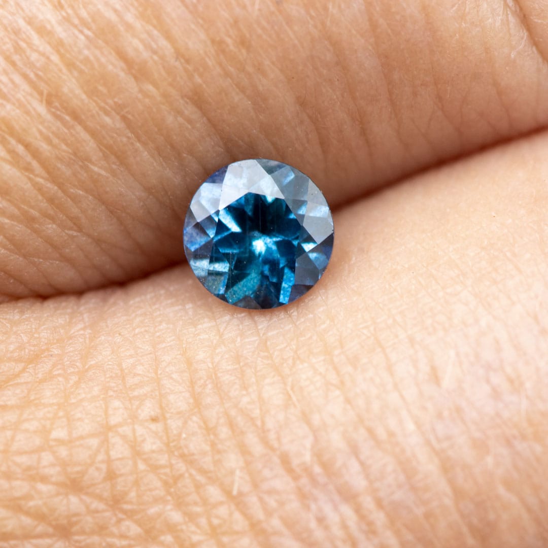 Round Blue 5mm/0.6ct Malawi Sapphire B3 Fair Trade Loose Gemstone 5mm/0.53ct Blue Fair Trade Autralian Sapphire Loose Gemstone by Nodeform