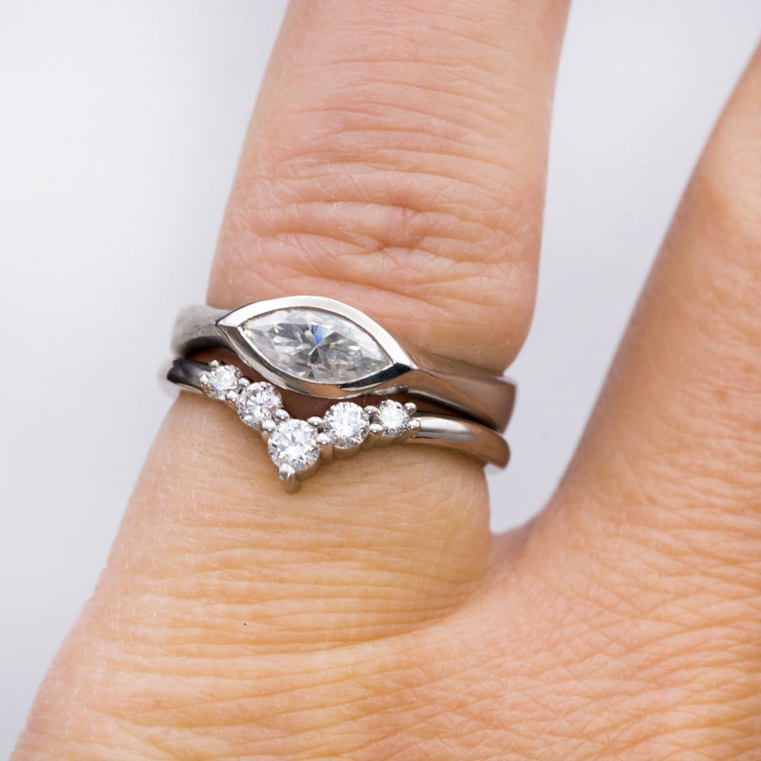 Phoebe Band -Graduated Diamond or Sapphire V-Shape Contoured Stacking Wedding Ring Ring by Nodeform