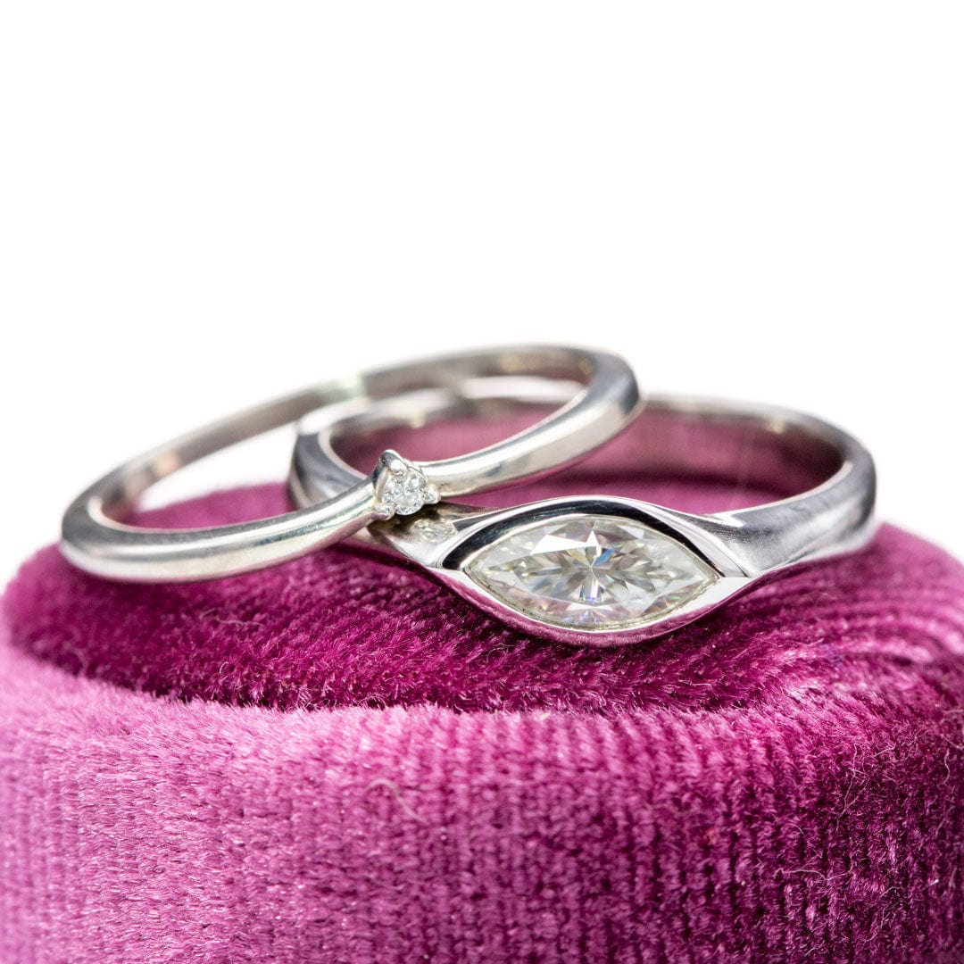 Vani Band - Tiny Diamond, Moissanite or Sapphire V-Shape Contoured Stacking Wedding Ring Ring by Nodeform