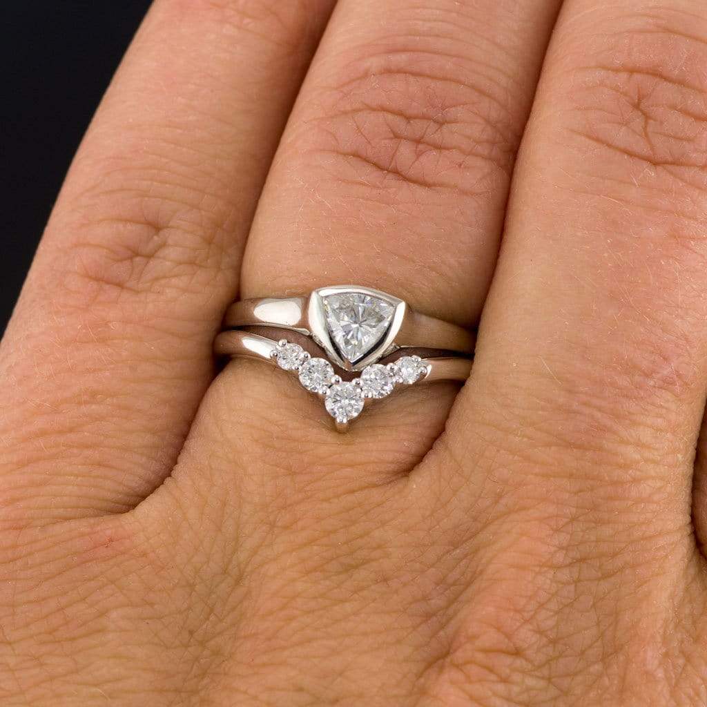 Phoebe Band -Graduated Diamond or Sapphire V-Shape Contoured Stacking Wedding Ring Ring by Nodeform