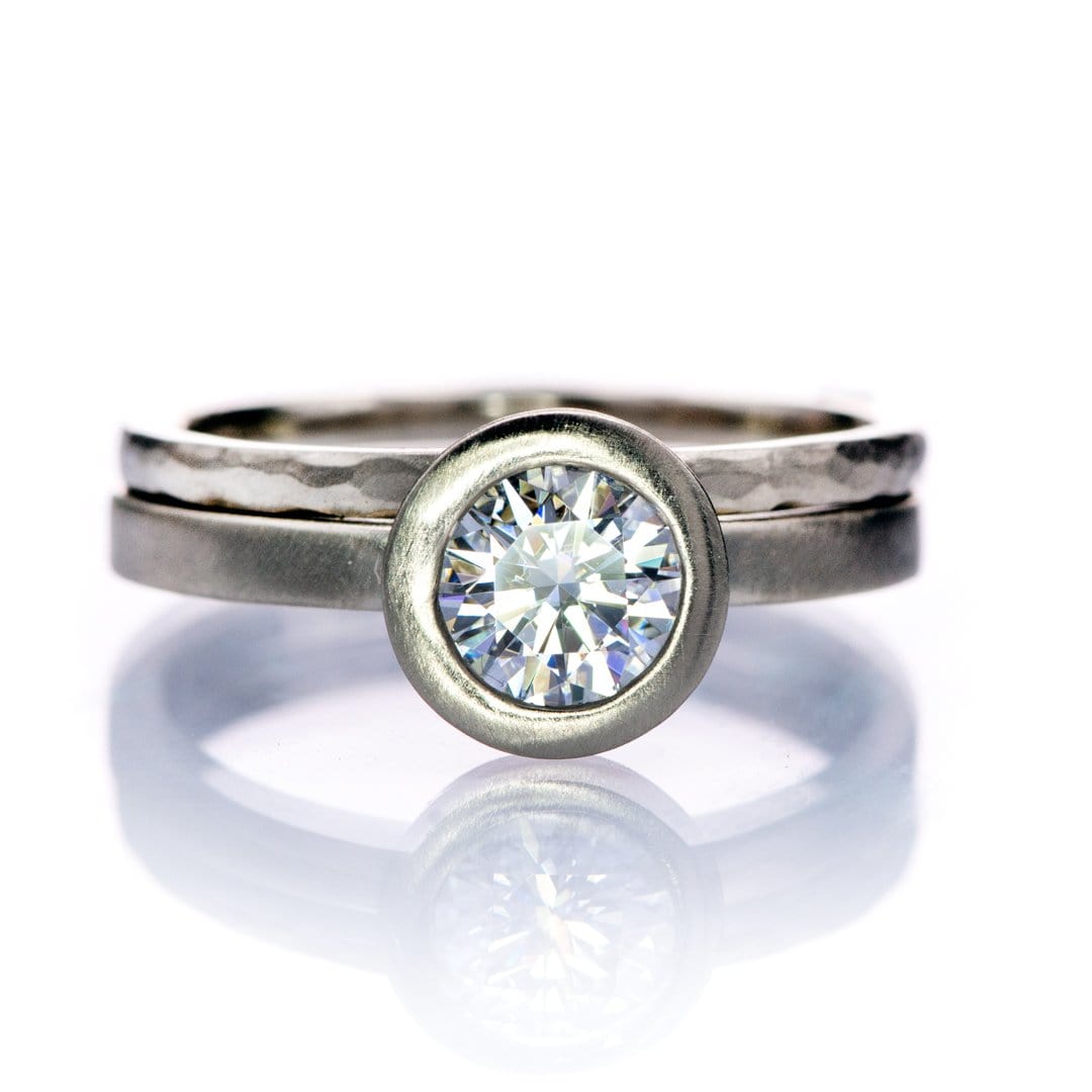 Skinny Hammered Texture Thin Wedding Band Ring by Nodeform