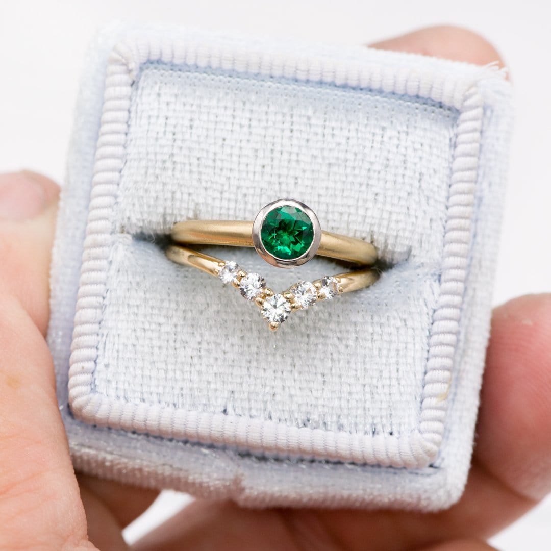 Phoebe Band -Graduated Diamond or Sapphire V-Shape Contoured Stacking Wedding Ring Ring by Nodeform