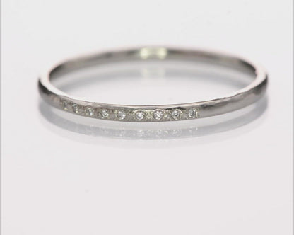 Hammered Texture Bead Set Diamond Thin Wedding Ring