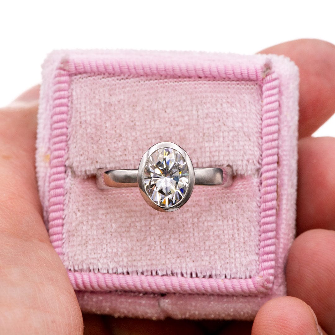 Solitaire Oval Moissanite Ring Rose Gold Diamond Matching Ring Set