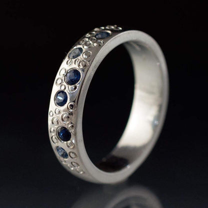 Blue Sapphire Star Dust Wedding Ring Sterling Silver / 4.5mm Ring by Nodeform