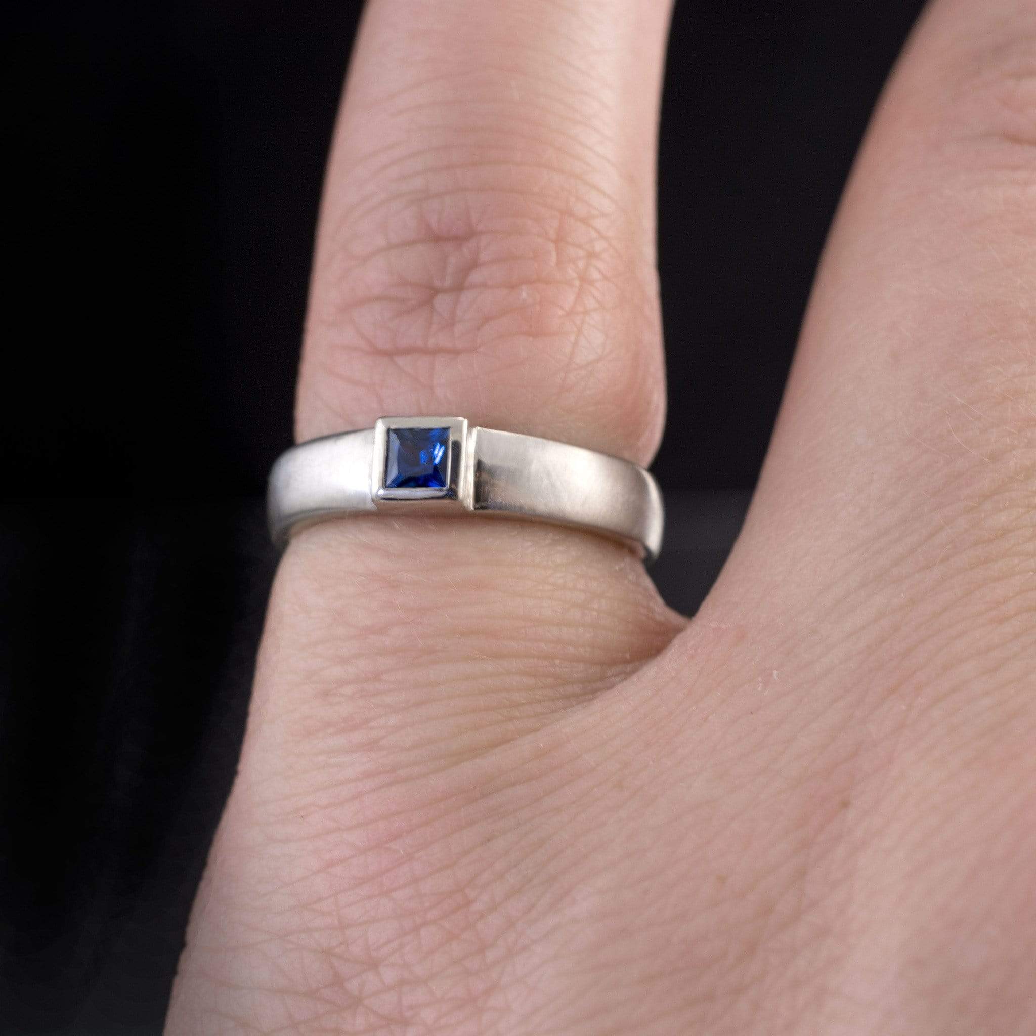 Shared Prong Princess Cut Sapphire Ring 