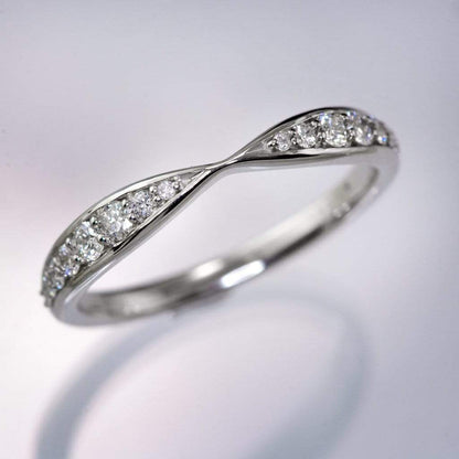 Pippa Band - Pinched Contoured Wedding Ring Graduated Diamond, Moissanite, Ruby or Sapphire Ring by Nodeform