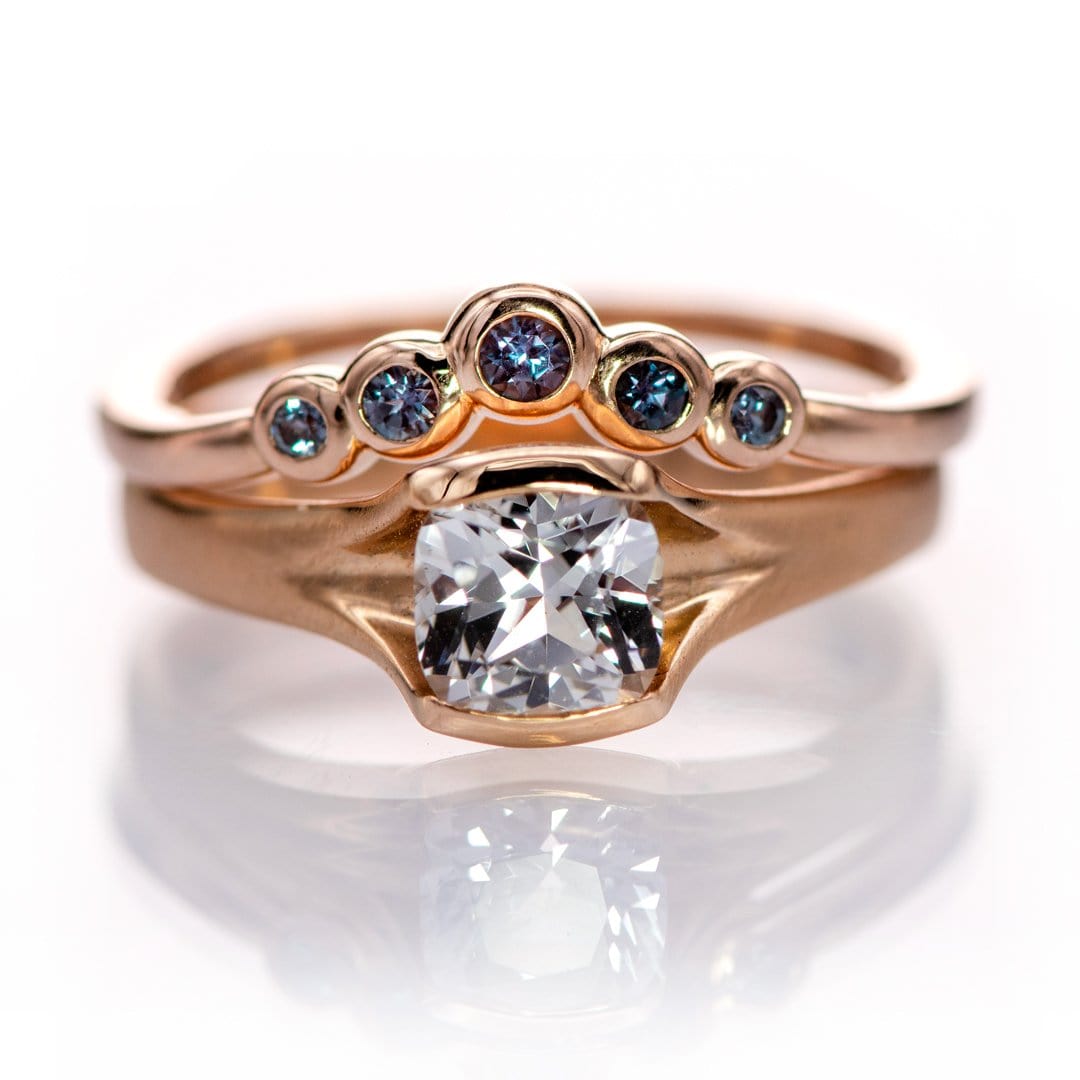 Velda - Graduated Chatham Alexandrite Curved Contoured Stacking Wedding Ring Ring by Nodeform