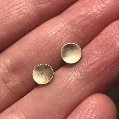 Small Concave Round Simple Gold Studs Earrings Earrings by Nodeform